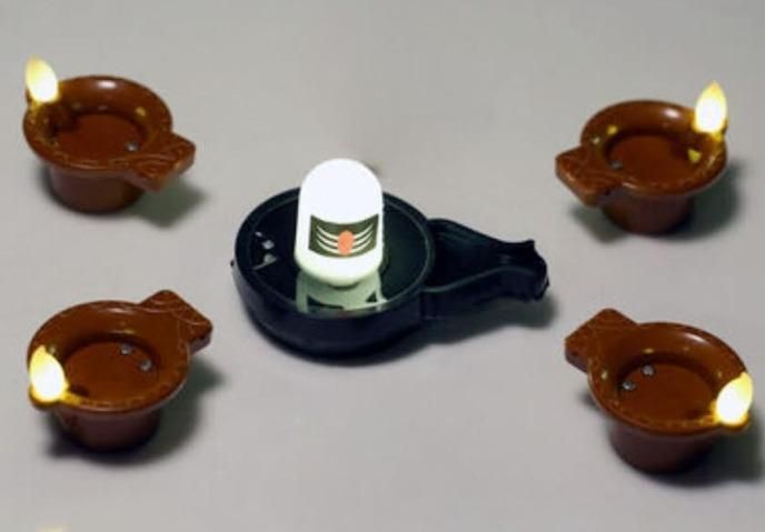 Water Sensor Shivling + 4 Diya (L16) – Safe & Innovative Puja Decor