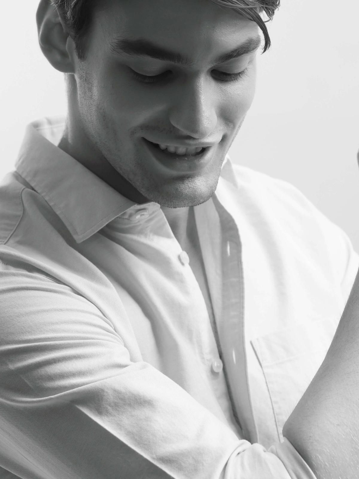 Men’s Anti-Stain & Anti-Odor Luxury White Cotton Shirt | Stay Fresh & Crisp